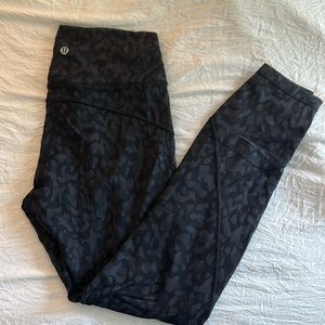 Lululemon leggings size 8